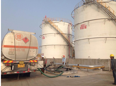 羅德甲醇卸車泵正在安全作業