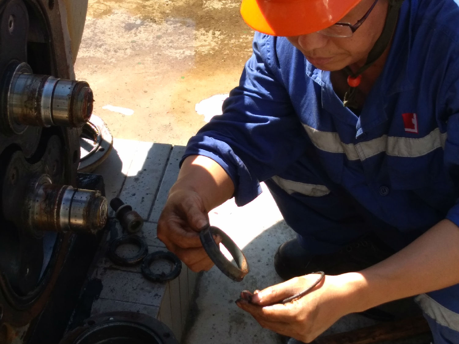 羅德橡膠轉子凸輪泵在線維護20180905 羅德橡膠轉子凸輪泵在線維護20180905