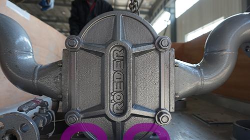 中石油河北客戶定購的羅德凸輪轉子泵發貨